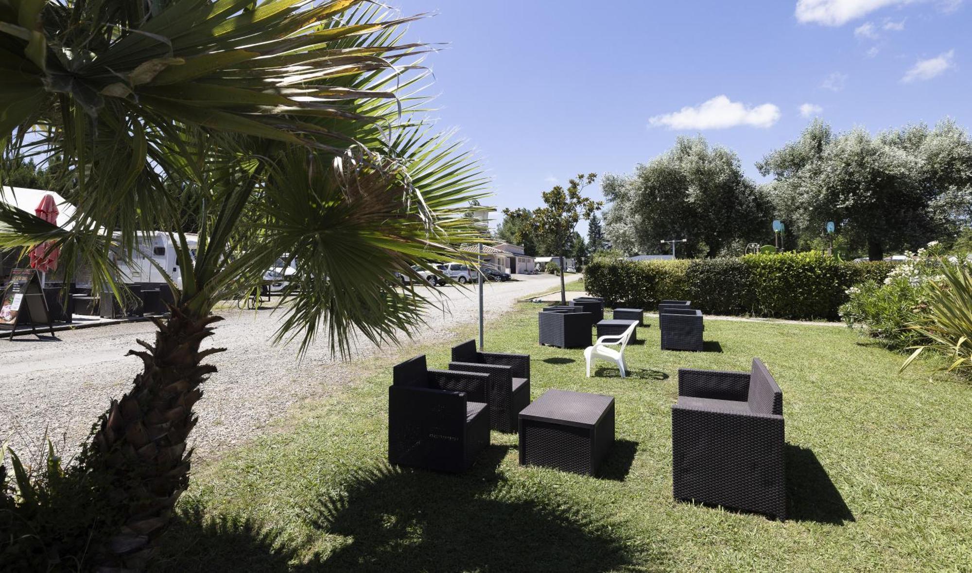 Camping Les Nysades Mirepoix (Ariege) Exterior foto